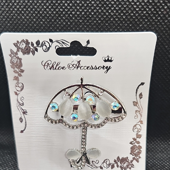 Silver Umbrella Brooch - Picture 1 of 4